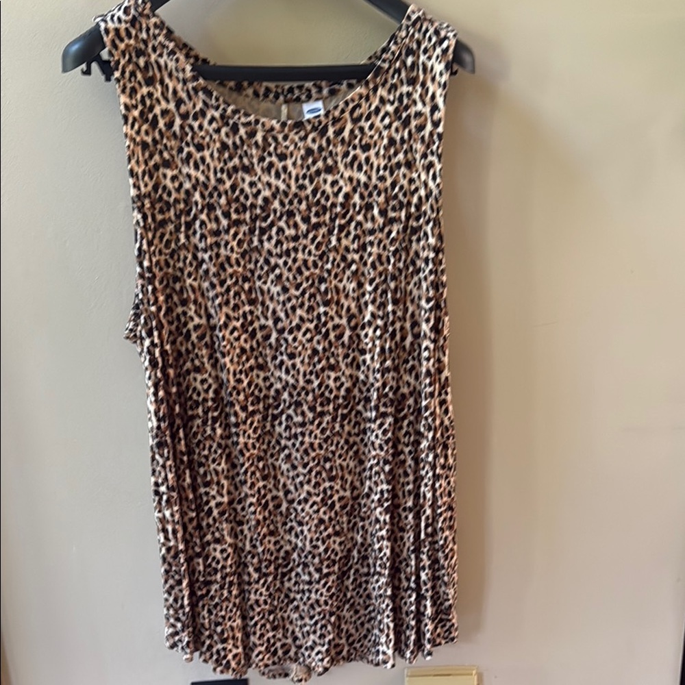 Never Worn Old Navy Size xxl Leopard Print Luxe Sleeveless Tank